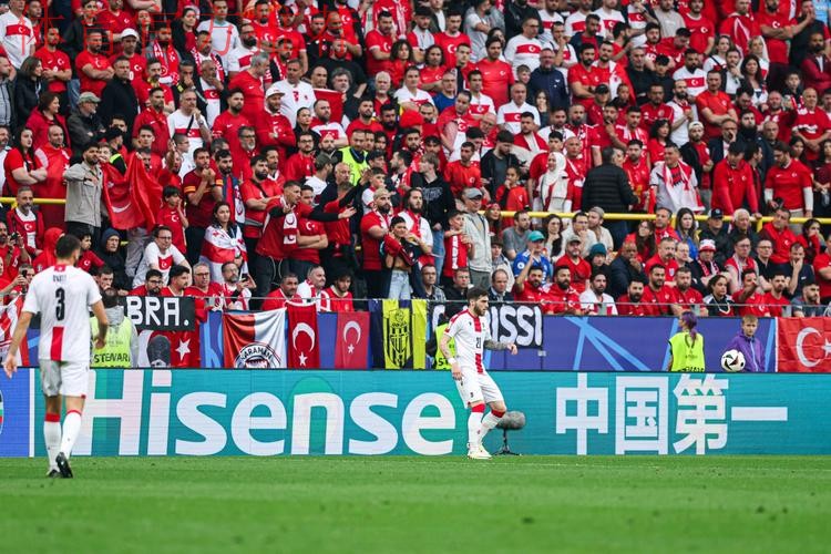 第一届中国-北欧杯足球邀请赛顺利闭幕