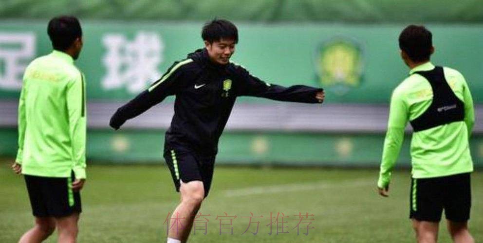 蒙哥马利:我记得张稀哲踢我很狠,我也原谅他了 蒙哥马利:我记得张稀哲踢我很狠,我也原谅他了