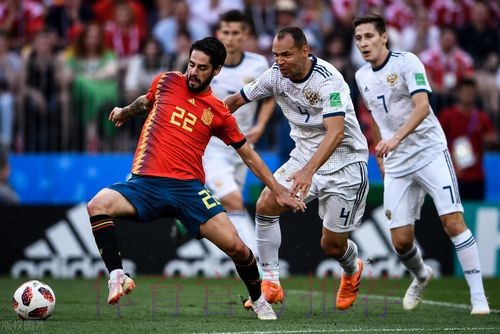 意媒：米兰将与皇马谈伊斯科 皇马要价2000万欧